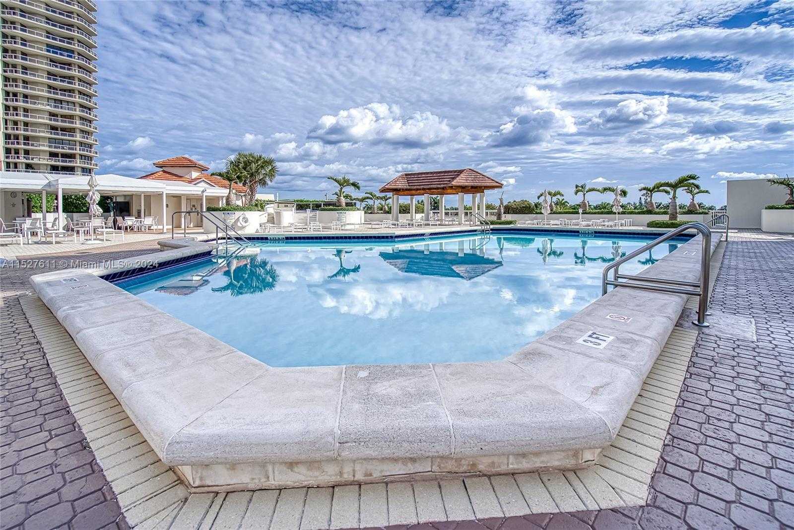 Small Image of 20185 EAST COUNTRY CLUB DR #202/203, Aventura Number 55