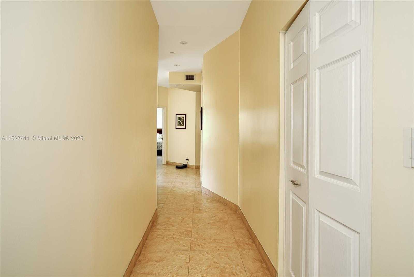 Small Image of 20185 EAST COUNTRY CLUB DR #202/203, Aventura Number 9