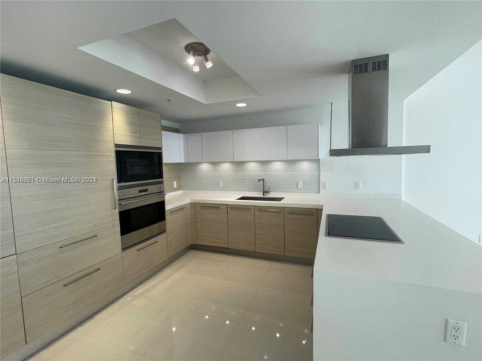 Small Image of 17301 #1205, North Miami Beach Number 11