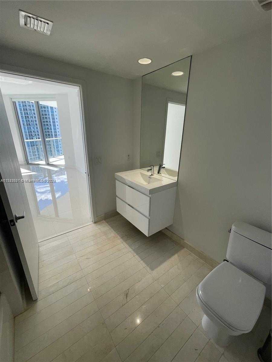 Small Image of 17301 #1205, North Miami Beach Number 29