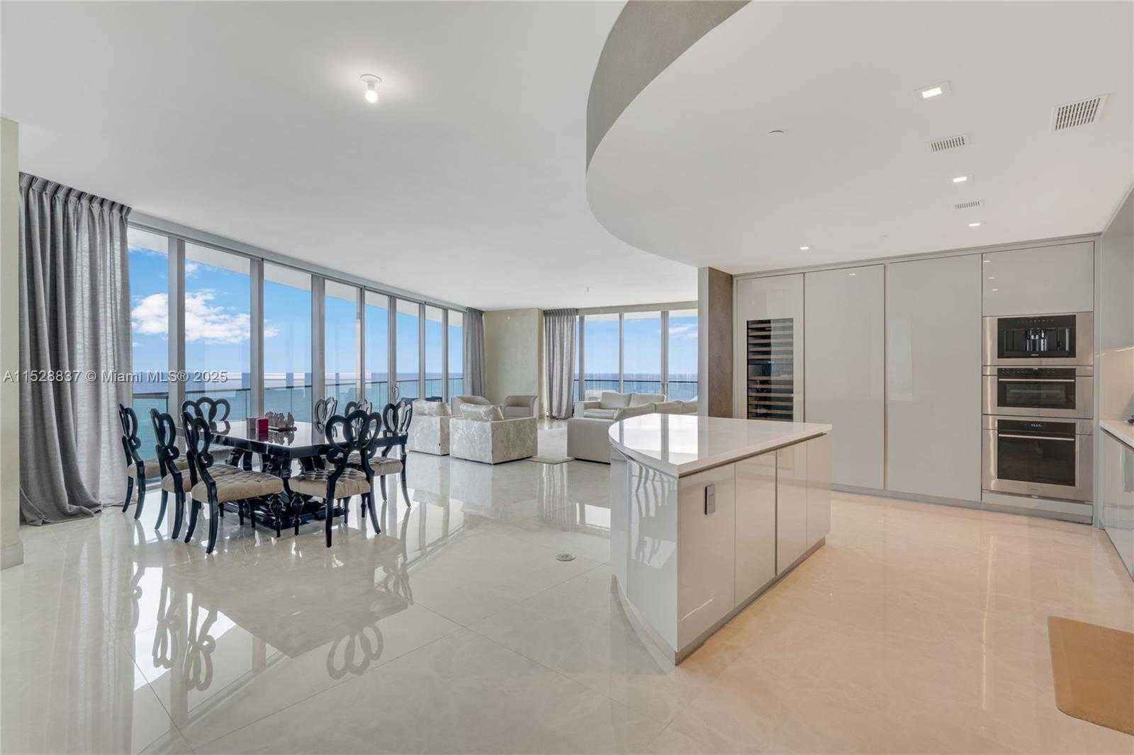 Small Image of 18975 COLLINS AVE #2000, Sunny Isles Beach Number 2