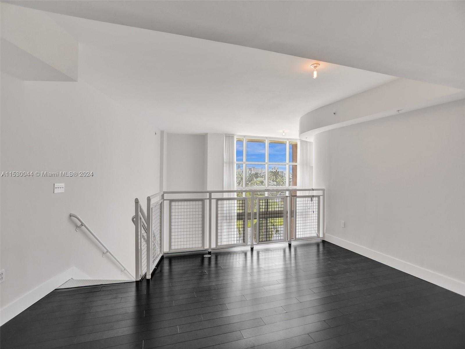 Small Image of 244 BISCAYNE BLVD #439, Miami Number 10