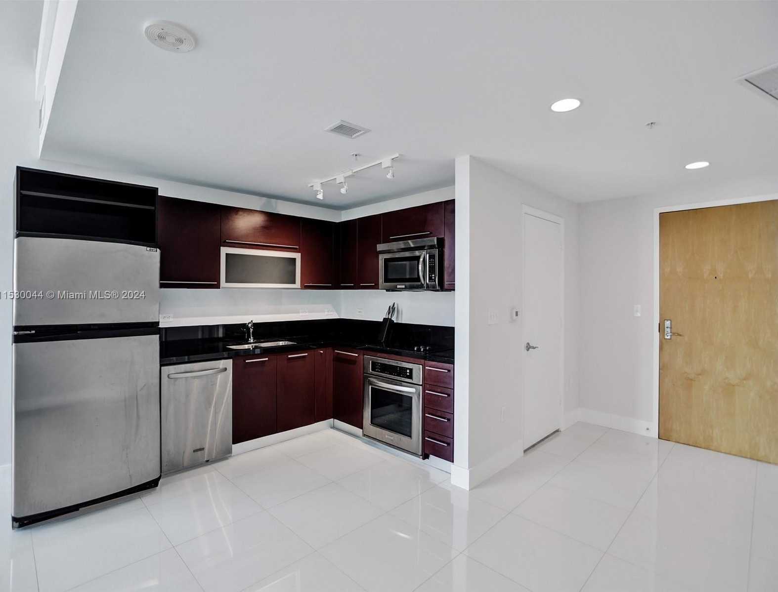 Small Image of 244 BISCAYNE BLVD #439, Miami Number 12