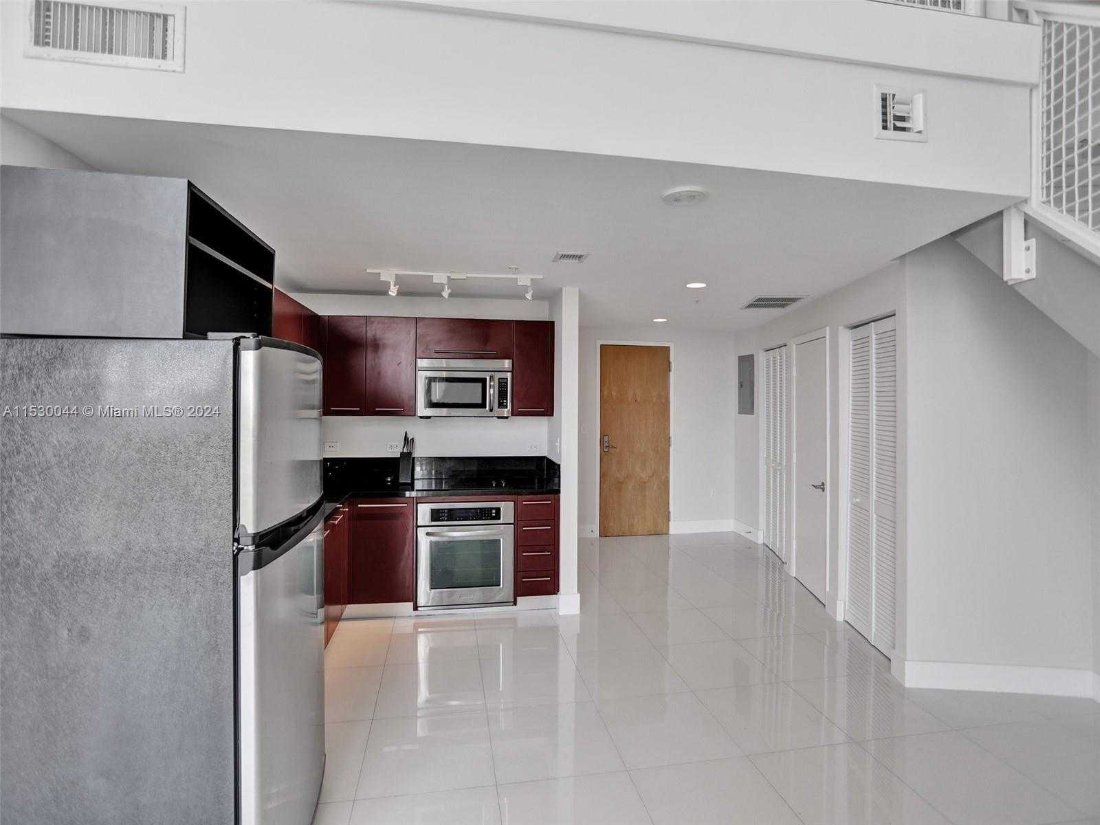 Small Image of 244 BISCAYNE BLVD #439, Miami Number 18