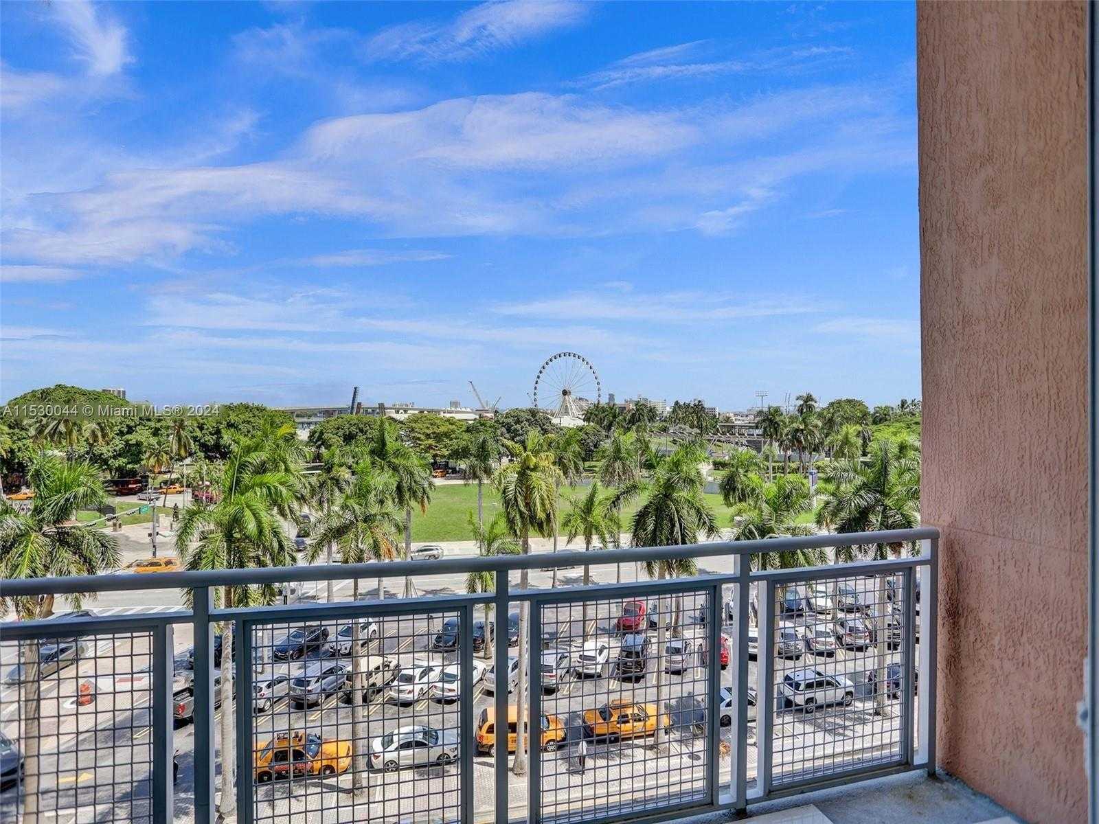 Small Image of 244 BISCAYNE BLVD #439, Miami Number 19