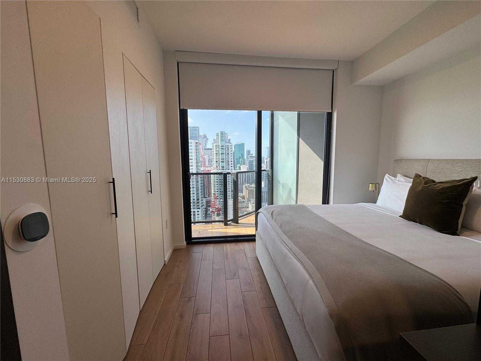 Small Image of 398 NORTH EAST 5TH ST #3813, Miami Number 10