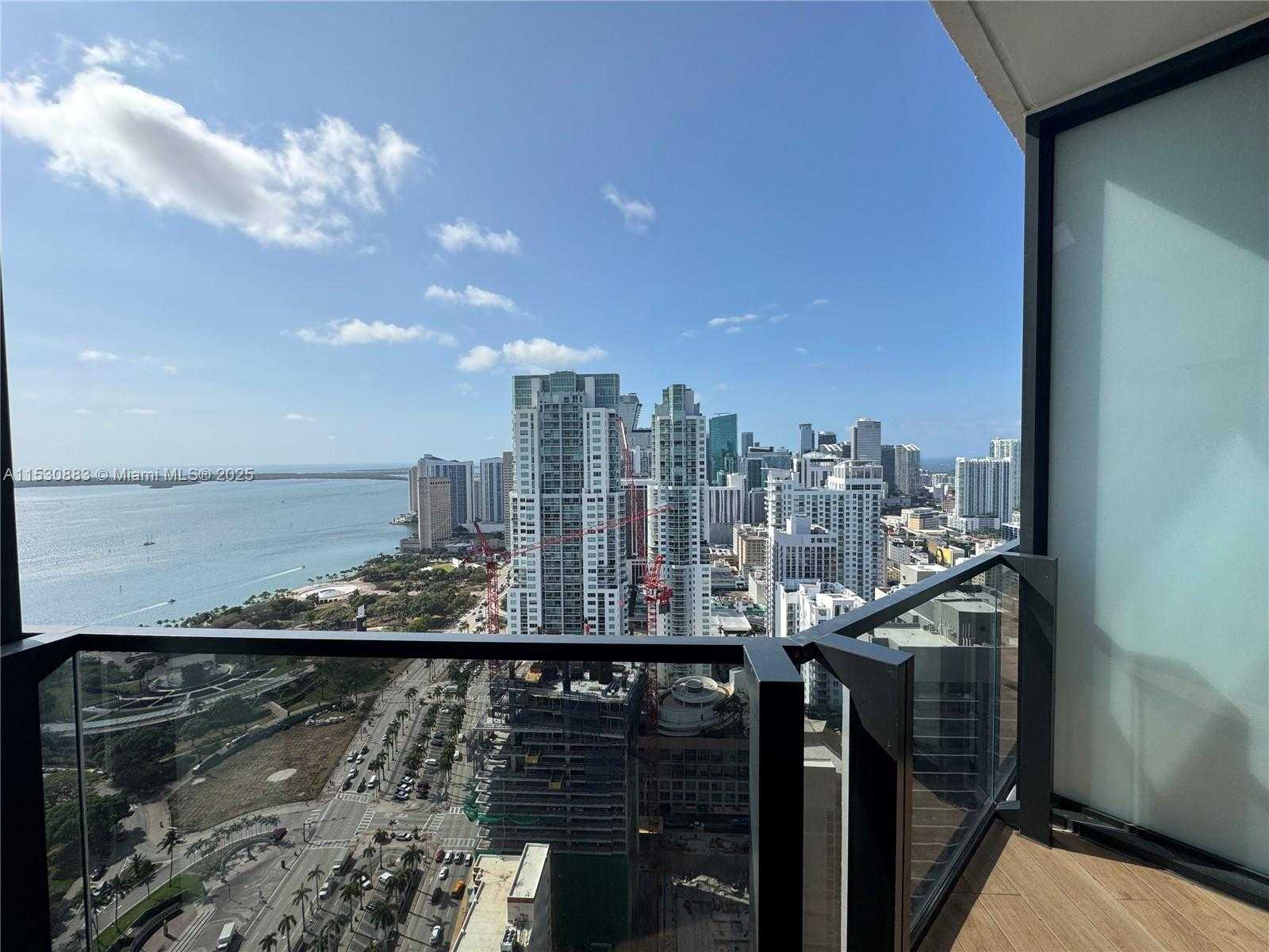 Small Image of 398 NORTH EAST 5TH ST #3813, Miami Number 12