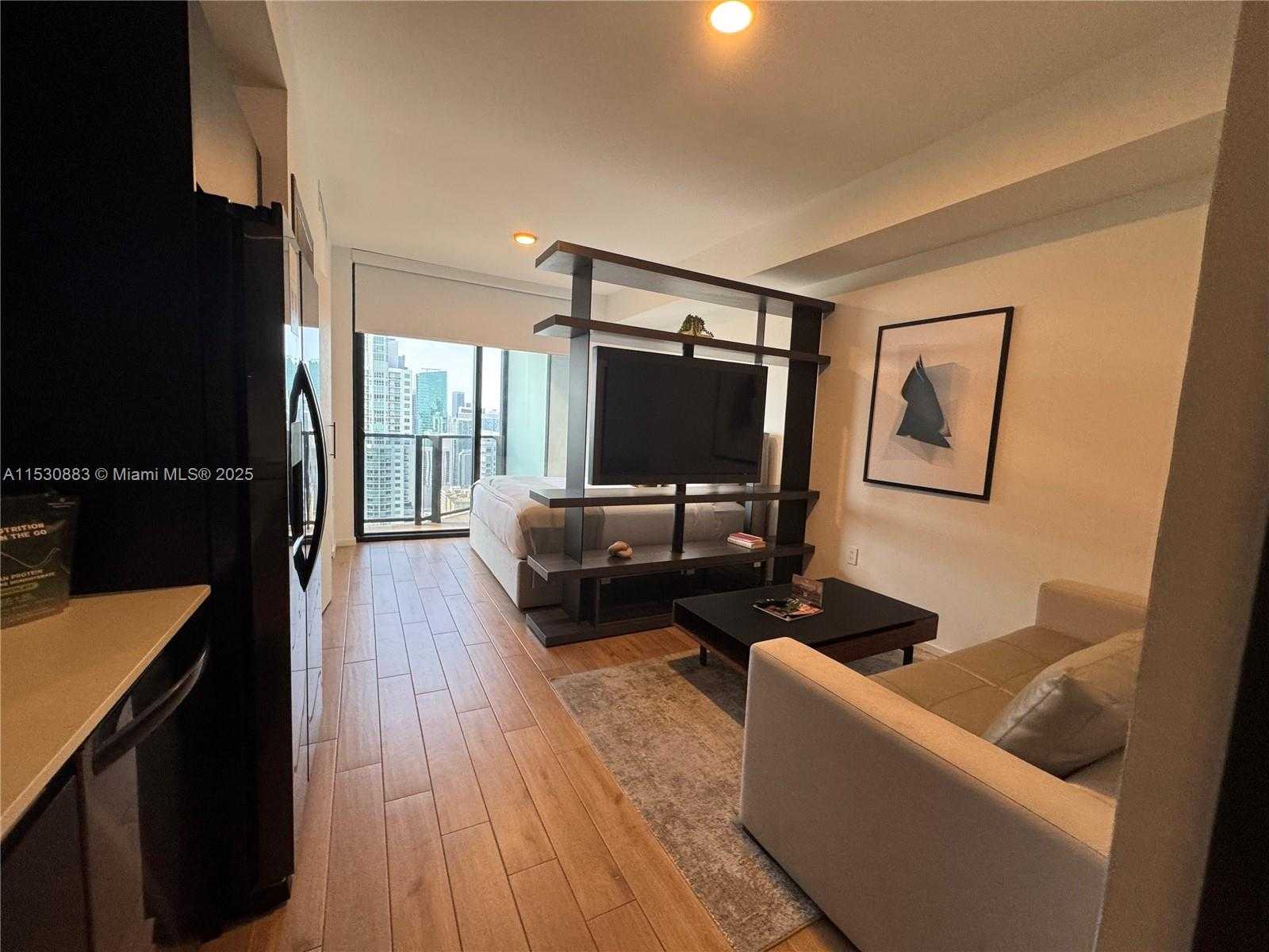 Small Image of 398 NORTH EAST 5TH ST #3813, Miami Number 4