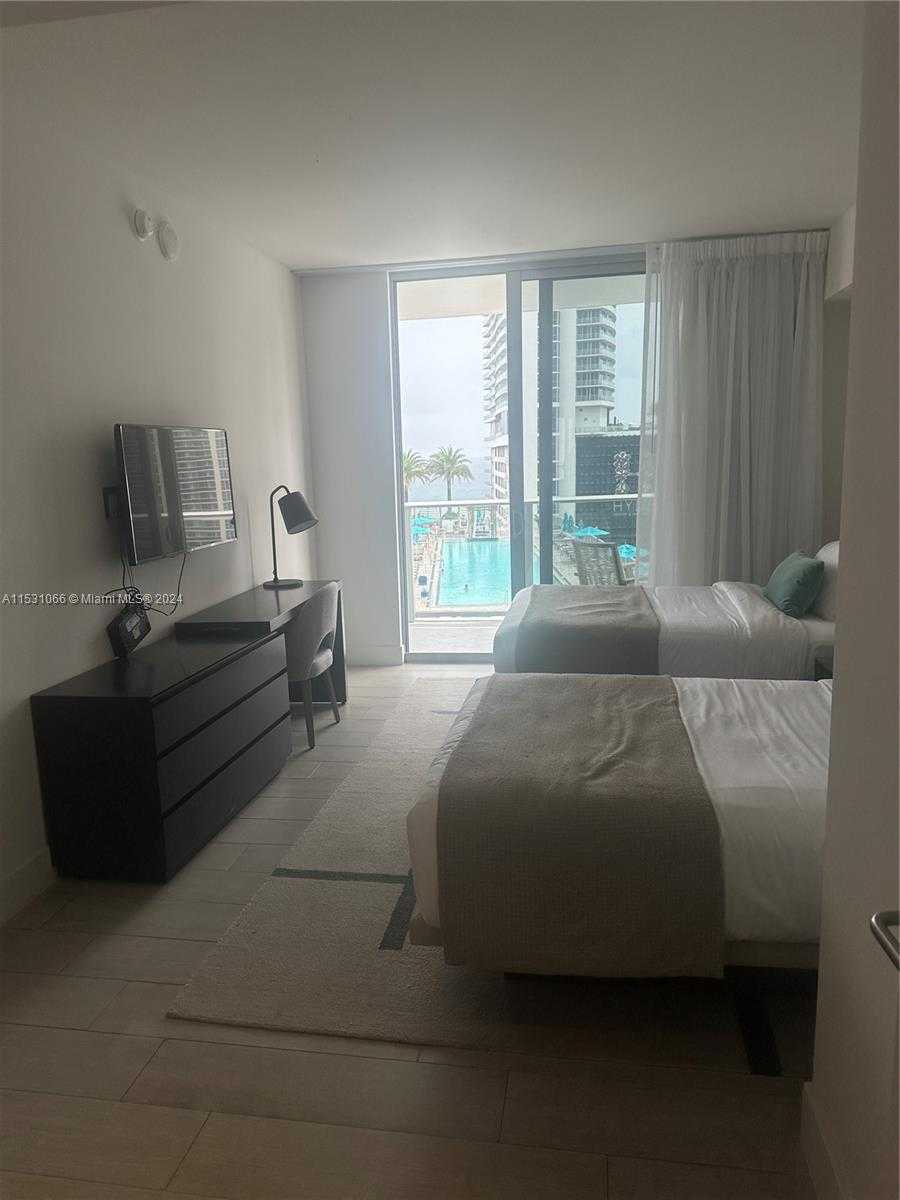 Small Image of 4010 SOUTH OCEAN DR #R707, Hollywood Number 10