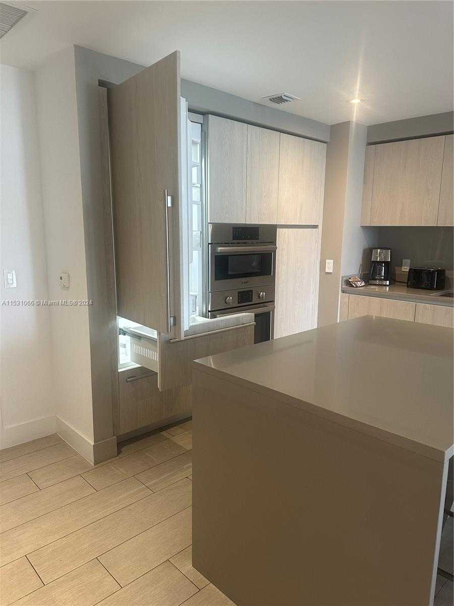 Small Image of 4010 SOUTH OCEAN DR #R707, Hollywood Number 21