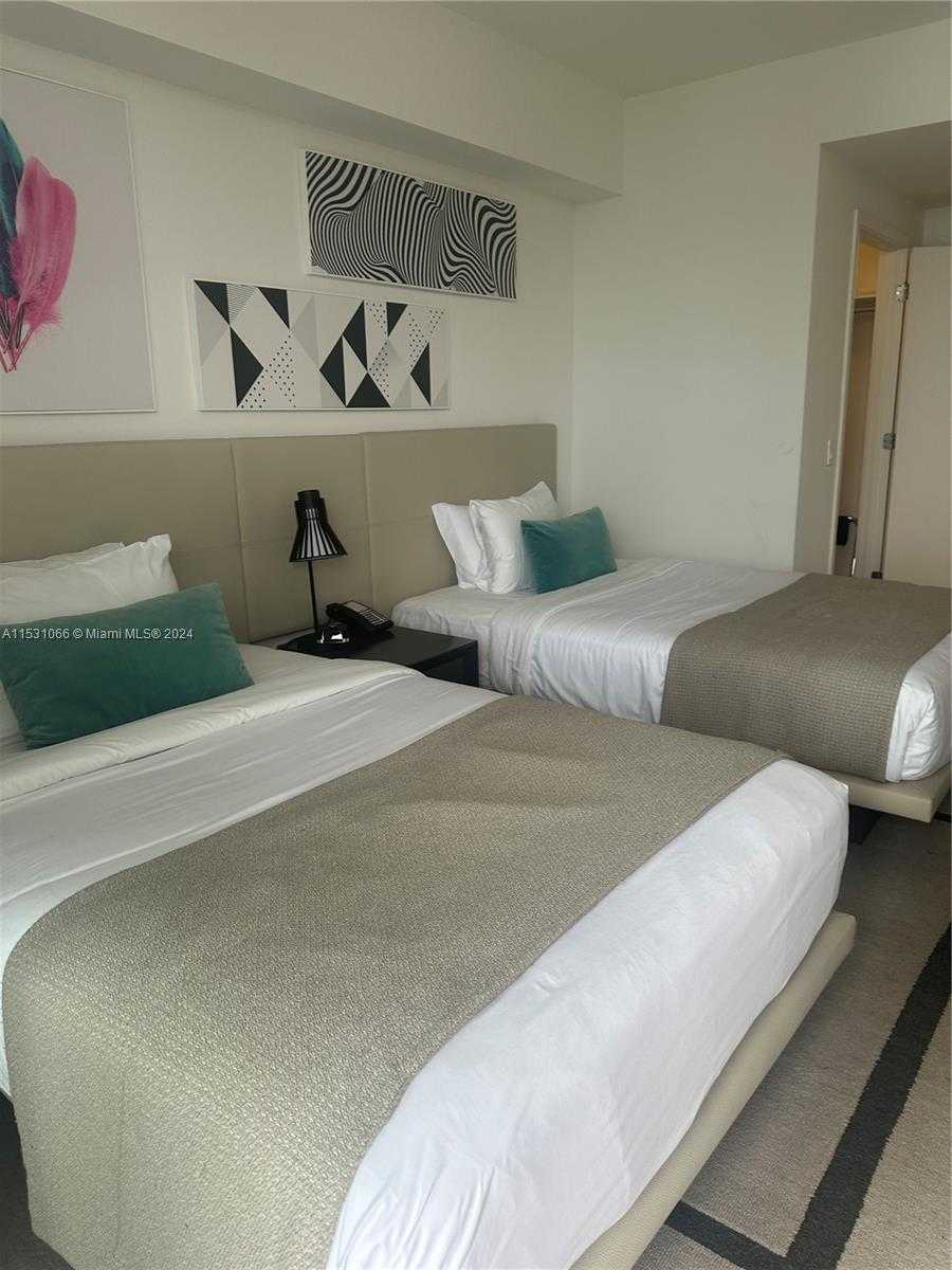 Small Image of 4010 SOUTH OCEAN DR #R707, Hollywood Number 24