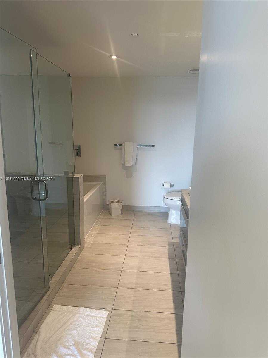 Small Image of 4010 SOUTH OCEAN DR #R707, Hollywood Number 34