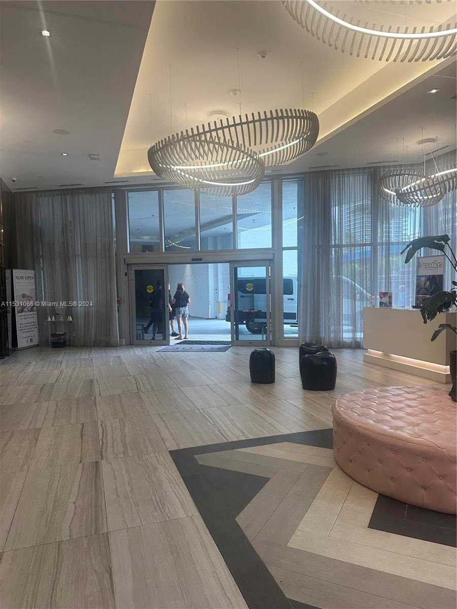 Small Image of 4010 SOUTH OCEAN DR #R707, Hollywood Number 4