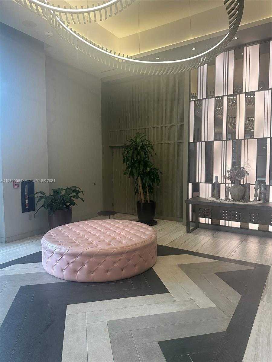 Small Image of 4010 SOUTH OCEAN DR #R707, Hollywood Number 5