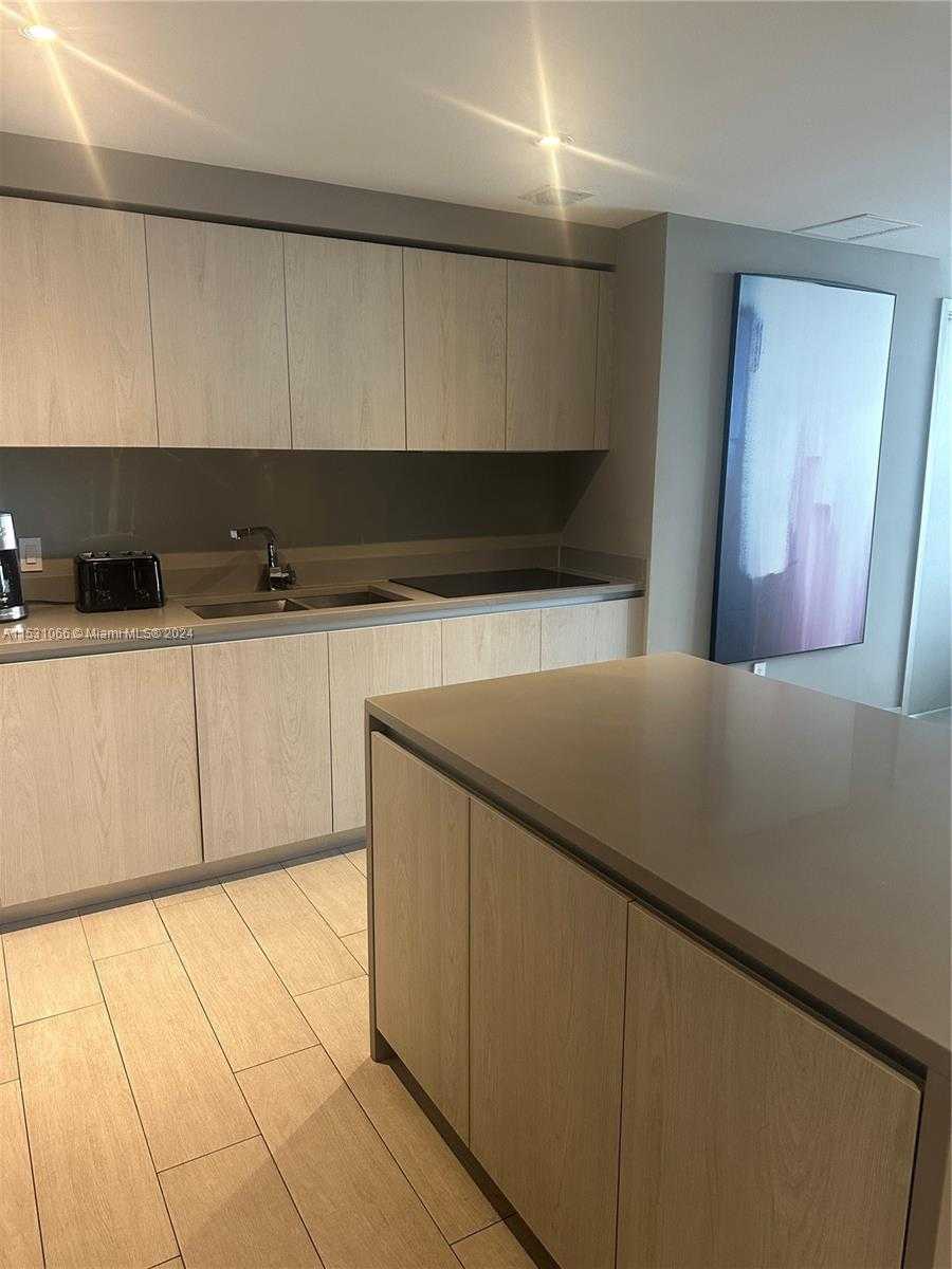Small Image of 4010 SOUTH OCEAN DR #R707, Hollywood Number 57