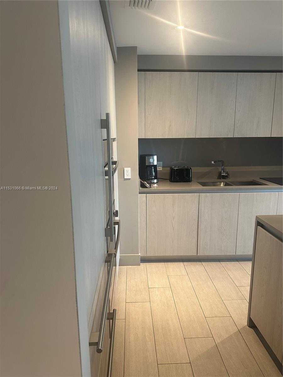 Small Image of 4010 SOUTH OCEAN DR #R707, Hollywood Number 58