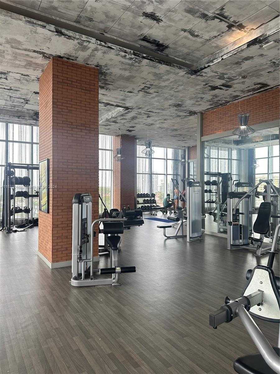 Small Image of 4010 SOUTH OCEAN DR #R707, Hollywood Number 68