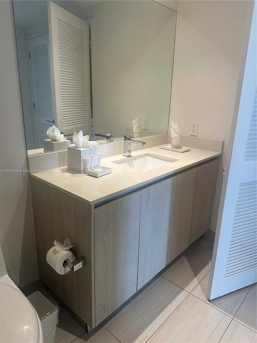 Small Image of 4010 SOUTH OCEAN DR #R707, Hollywood Number 7