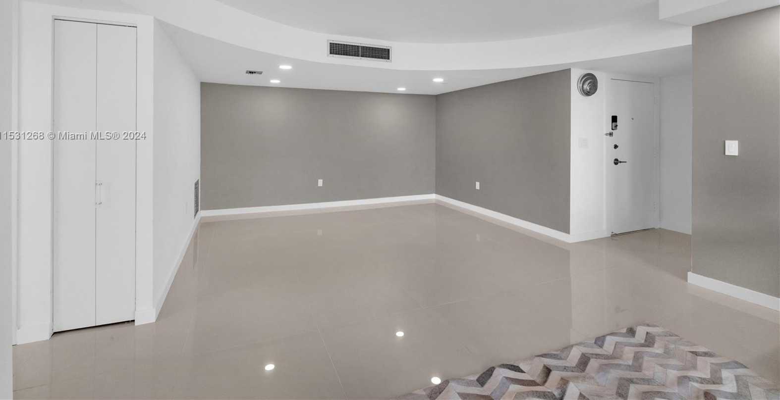 Small Image of 2751 SOUTH OCEAN DR #N7PH, Hollywood Number 20