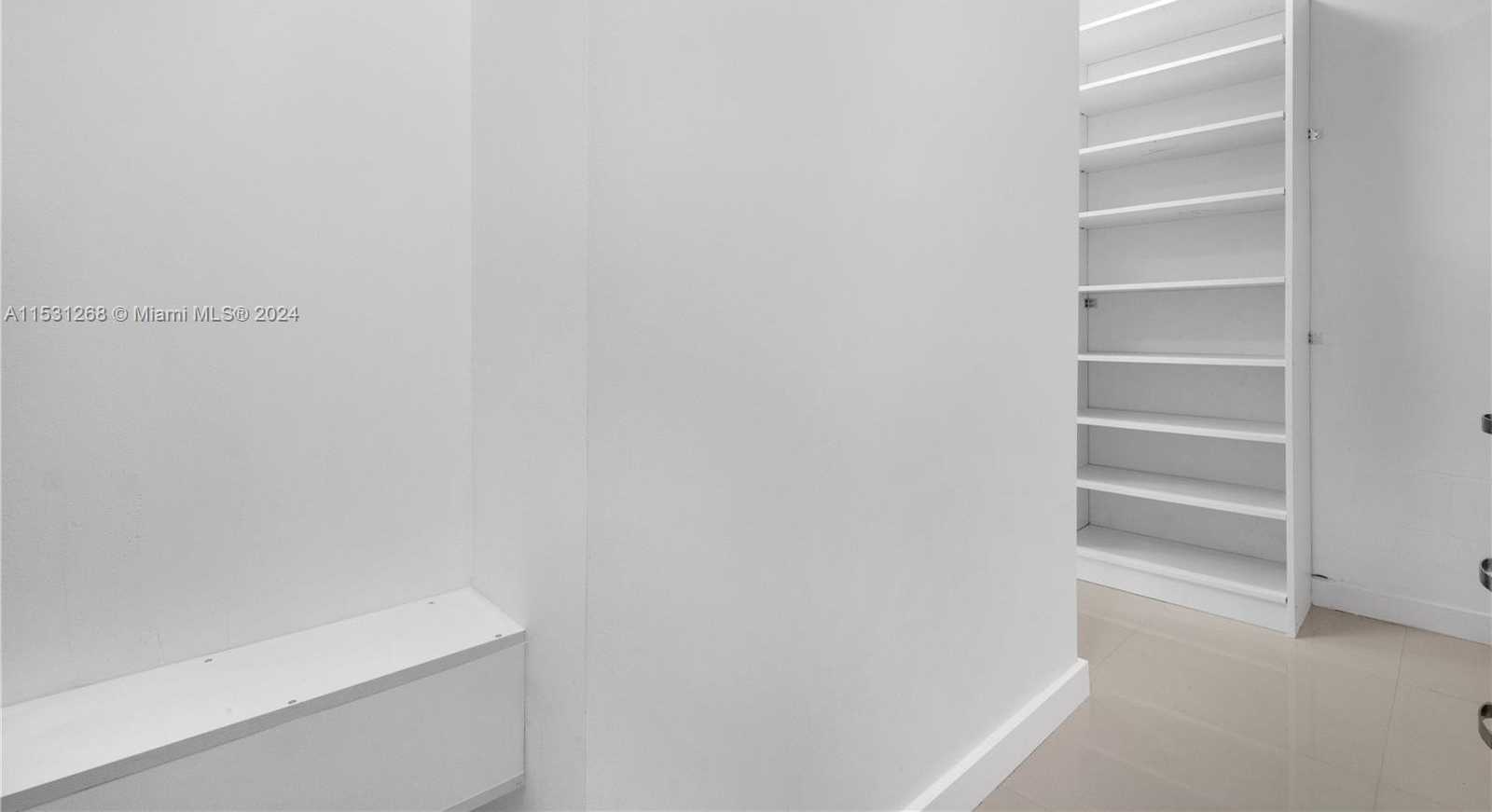 Small Image of 2751 SOUTH OCEAN DR #N7PH, Hollywood Number 32