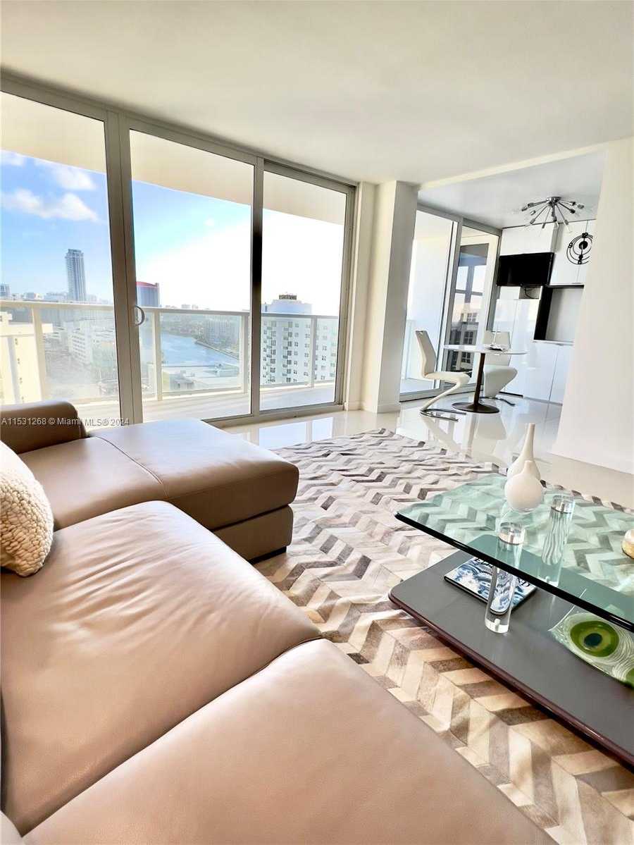 Small Image of 2751 SOUTH OCEAN DR #N7PH, Hollywood Number 88