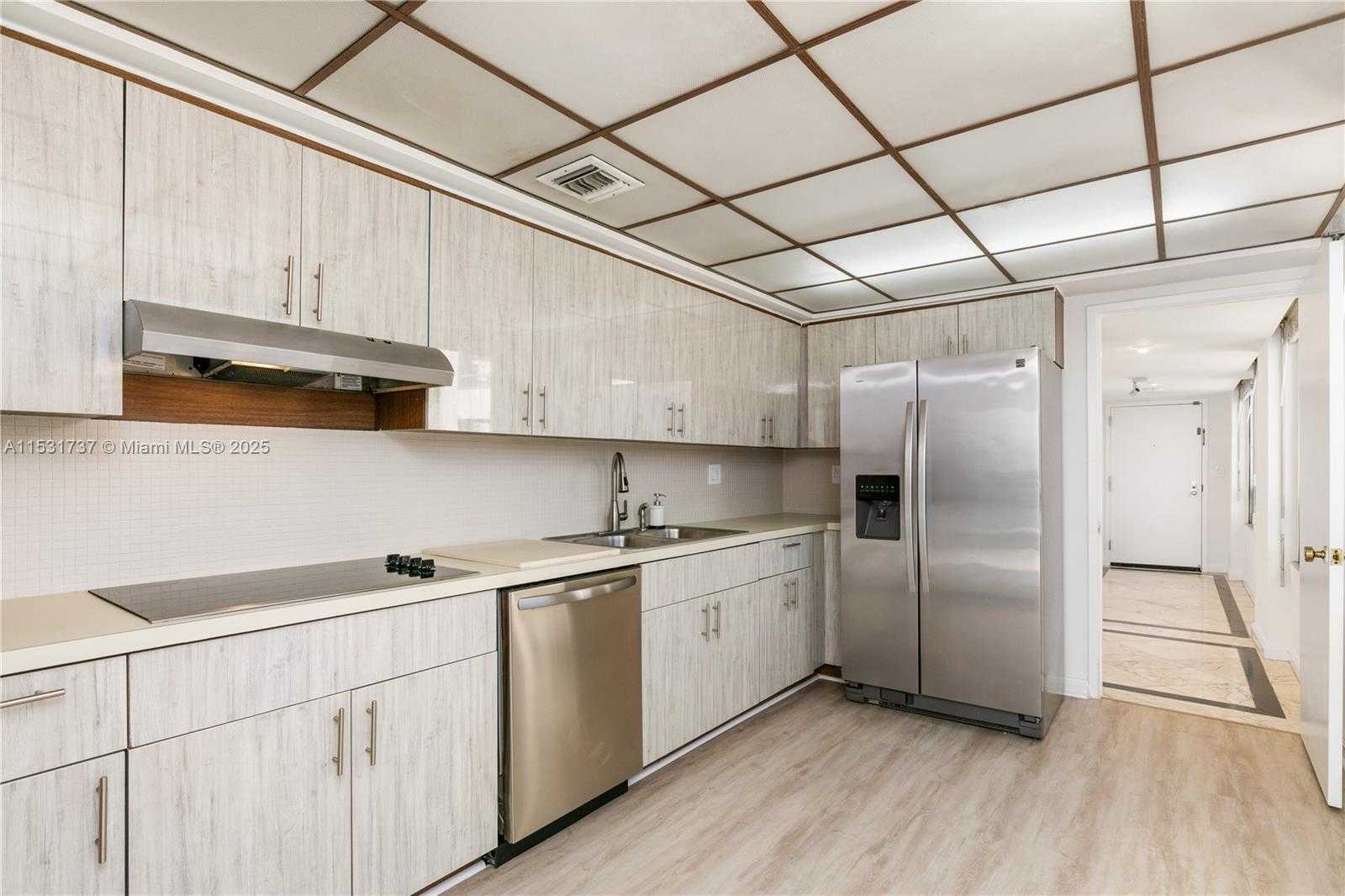 Small Image of 1541 BRICKELL AVE #C1507, Miami Number 14