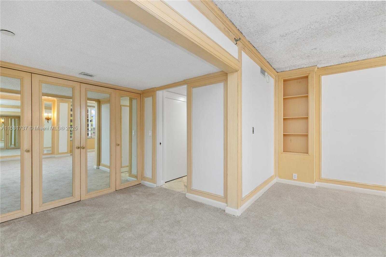 Small Image of 1541 BRICKELL AVE #C1507, Miami Number 31