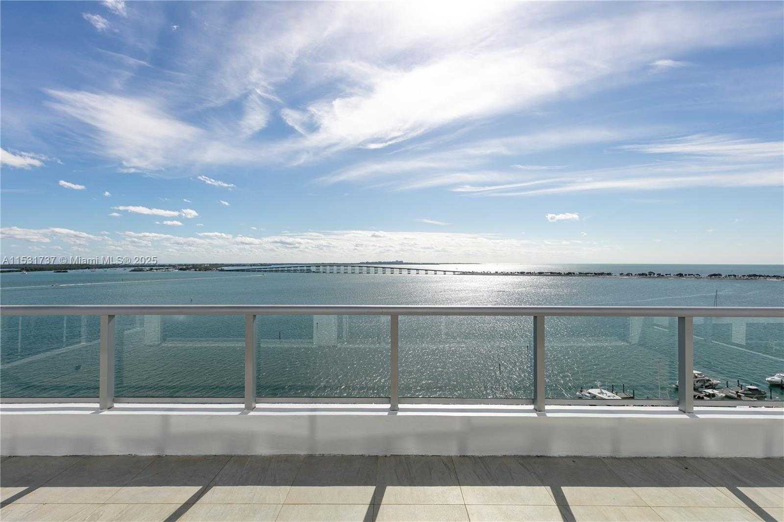 Small Image of 1541 BRICKELL AVE #C1507, Miami Number 4