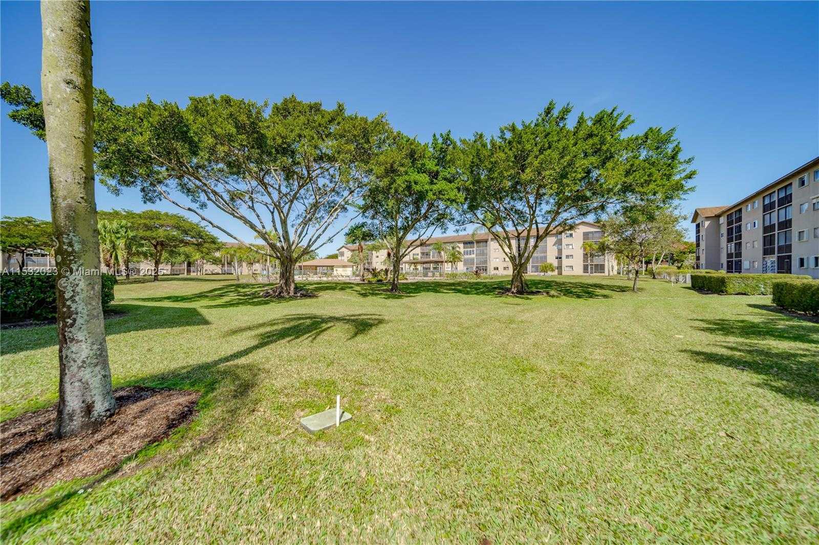 Small Image of 12755 SOUTH WEST 16TH CT #211B, Pembroke Pines Number 19