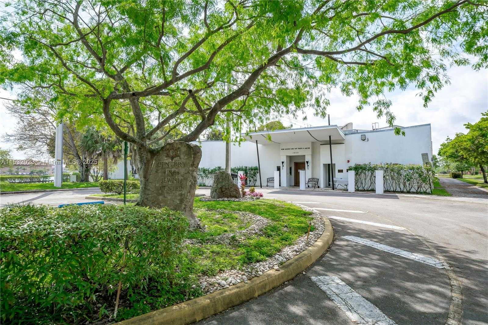 Small Image of 12755 SOUTH WEST 16TH CT #211B, Pembroke Pines Number 31