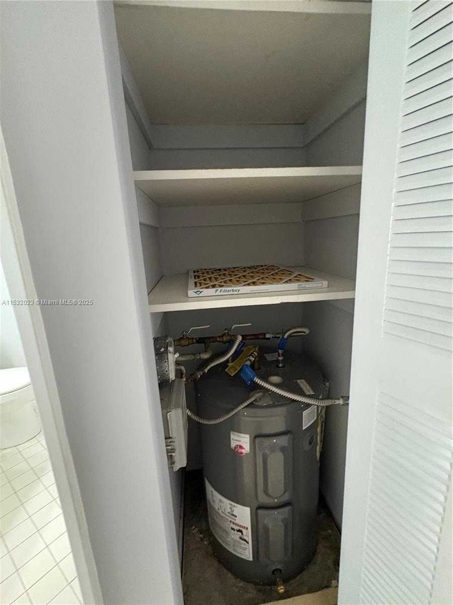 Small Image of 12755 SOUTH WEST 16TH CT #211B, Pembroke Pines Number 6
