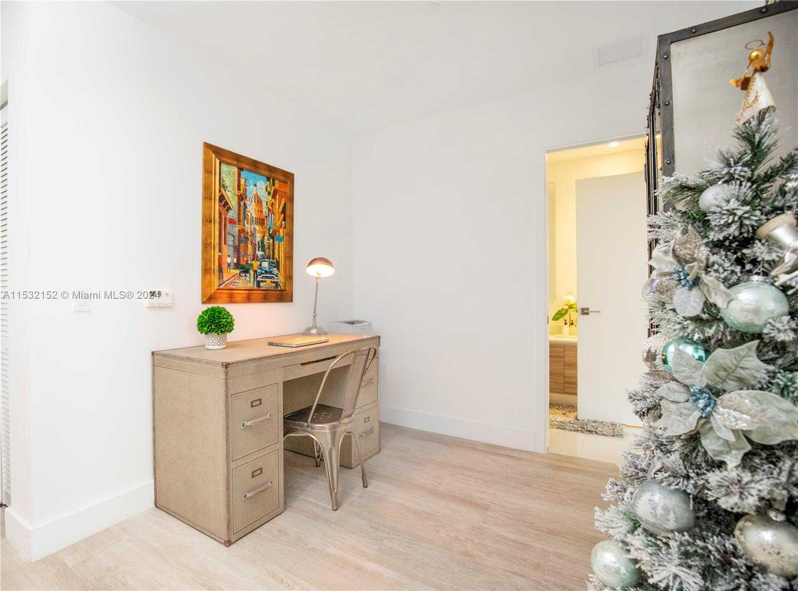 Small Image of 121 NORTH EAST 34TH ST #L206, Miami Number 6