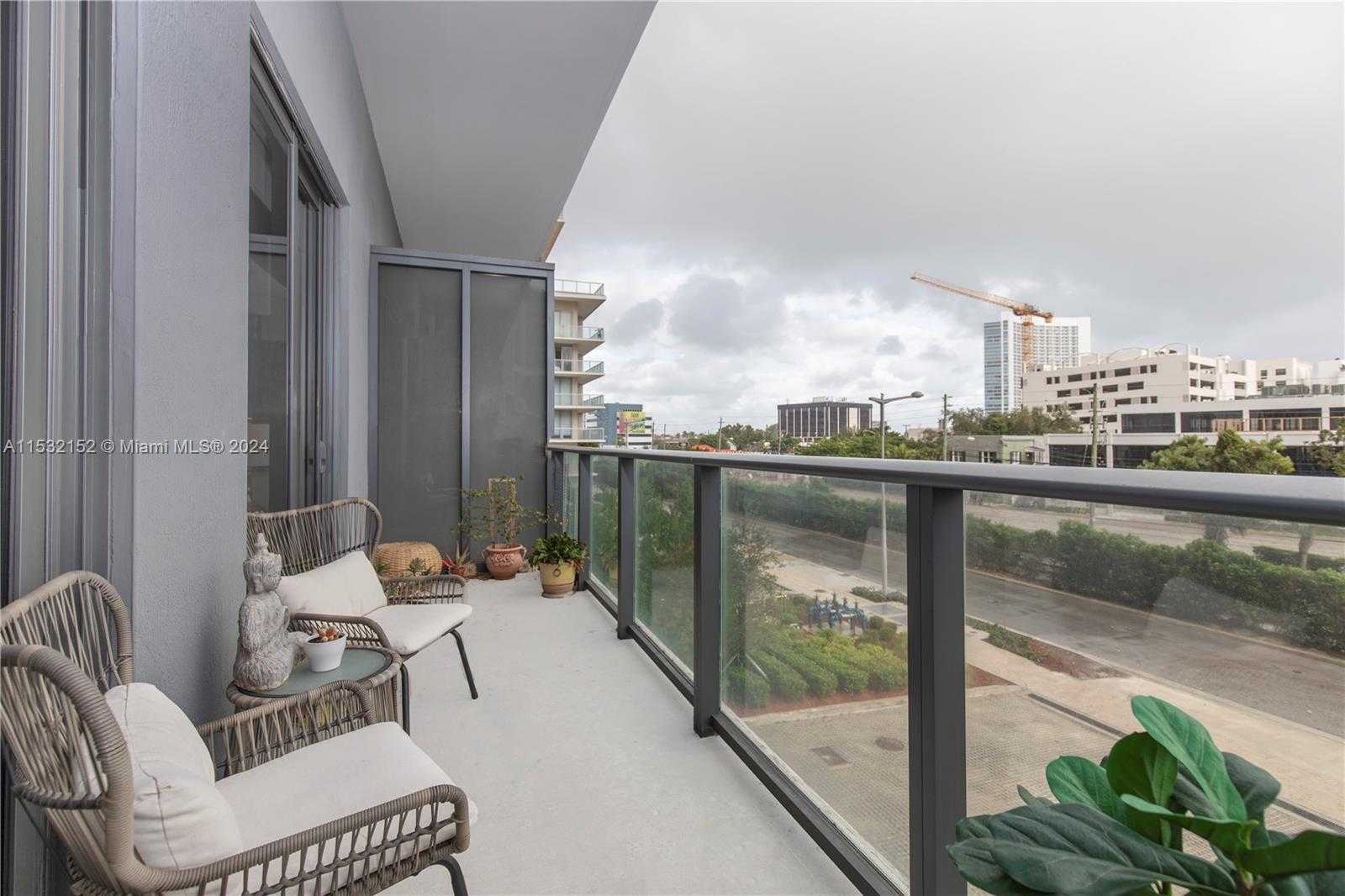 Small Image of 121 NORTH EAST 34TH ST #L206, Miami Number 8