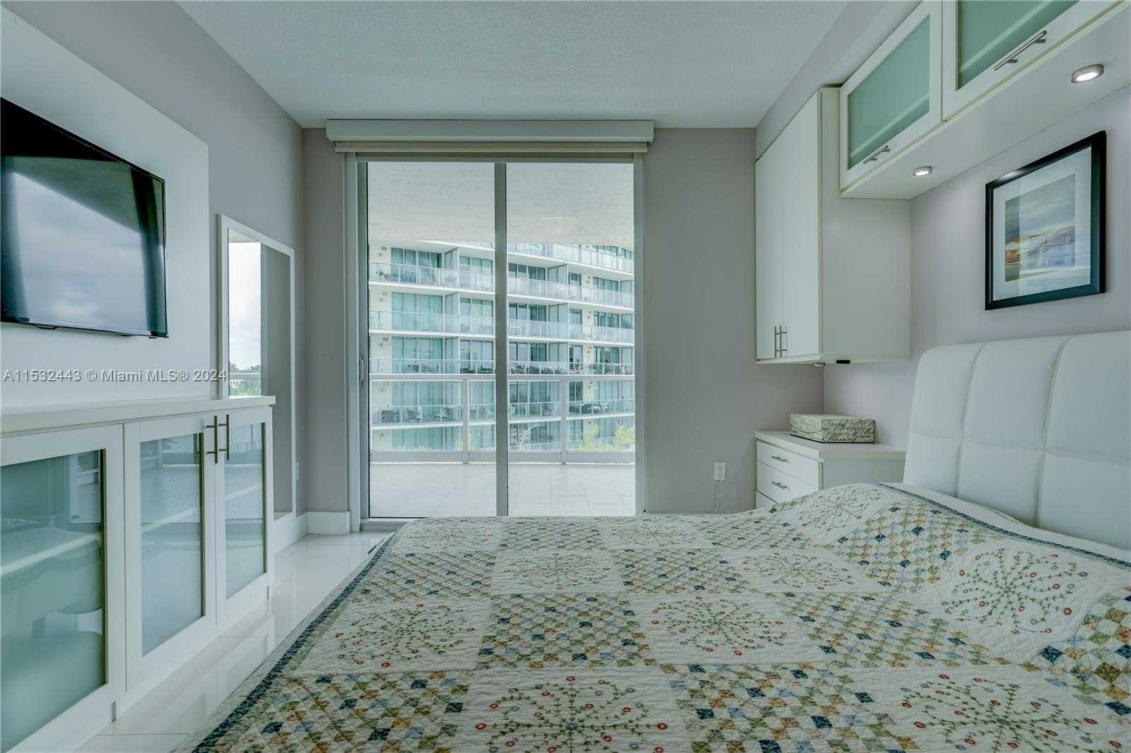 Small Image of 6700 INDIAN CREEK DR #402, Miami Beach Number 13