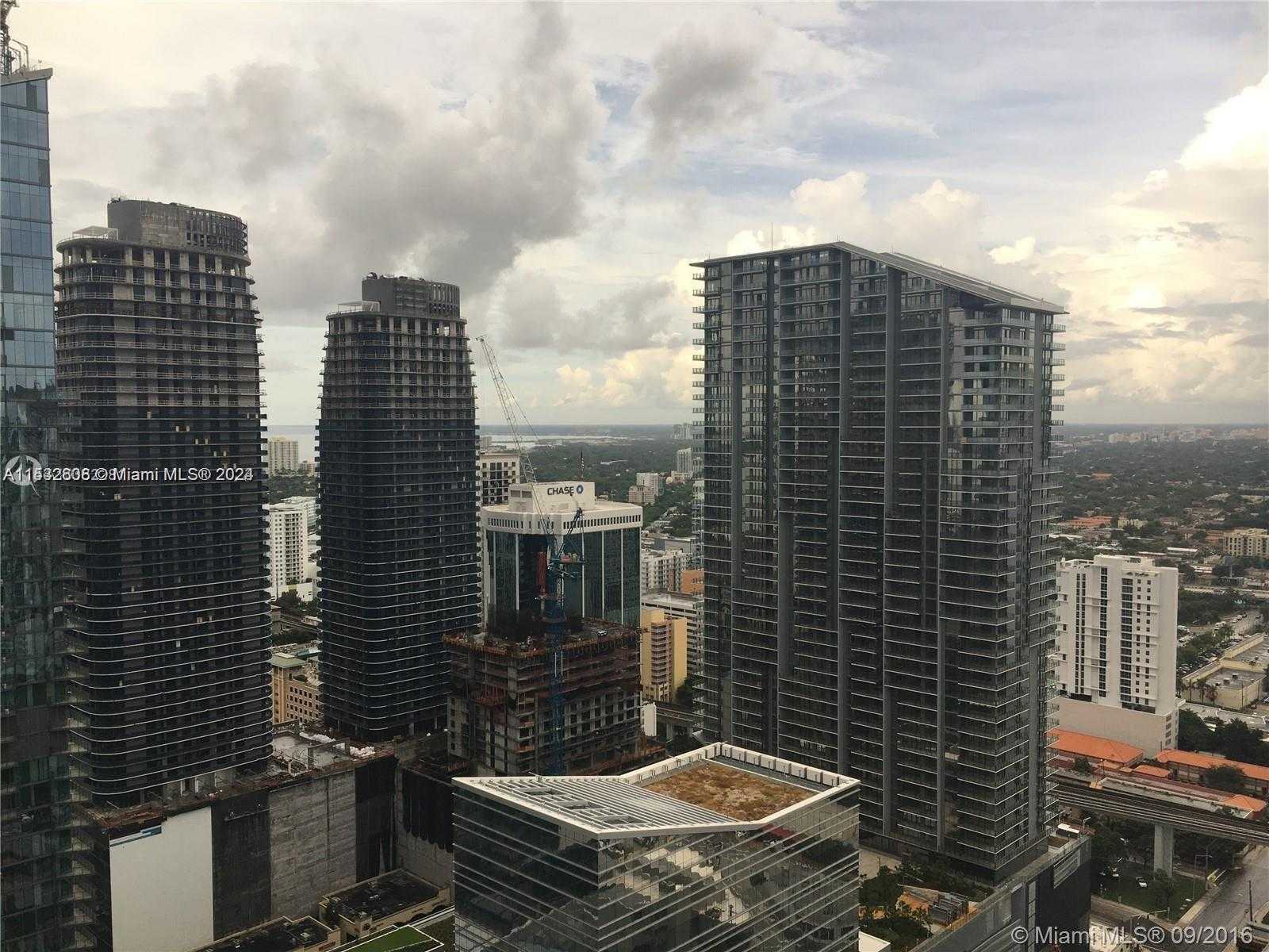 Small Image of 68 SOUTH EAST 6TH ST #3510, Miami Number 16