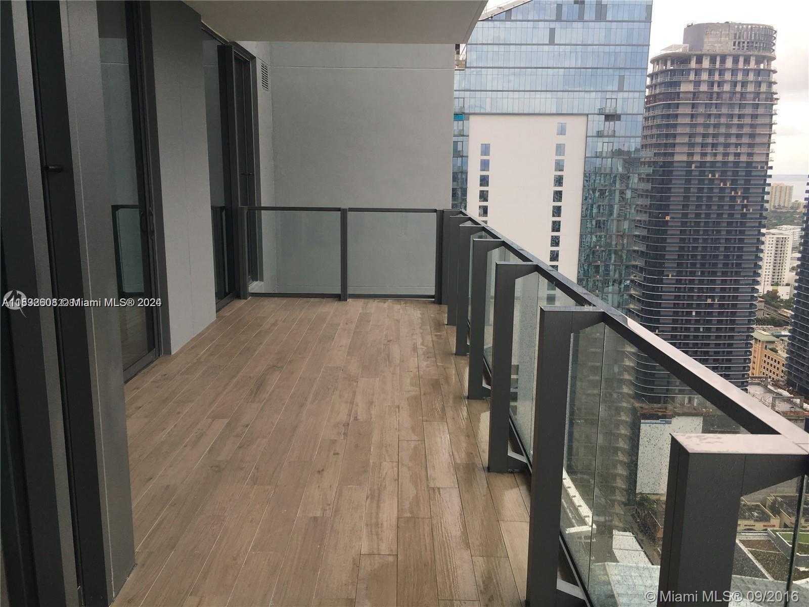 Small Image of 68 SOUTH EAST 6TH ST #3510, Miami Number 7