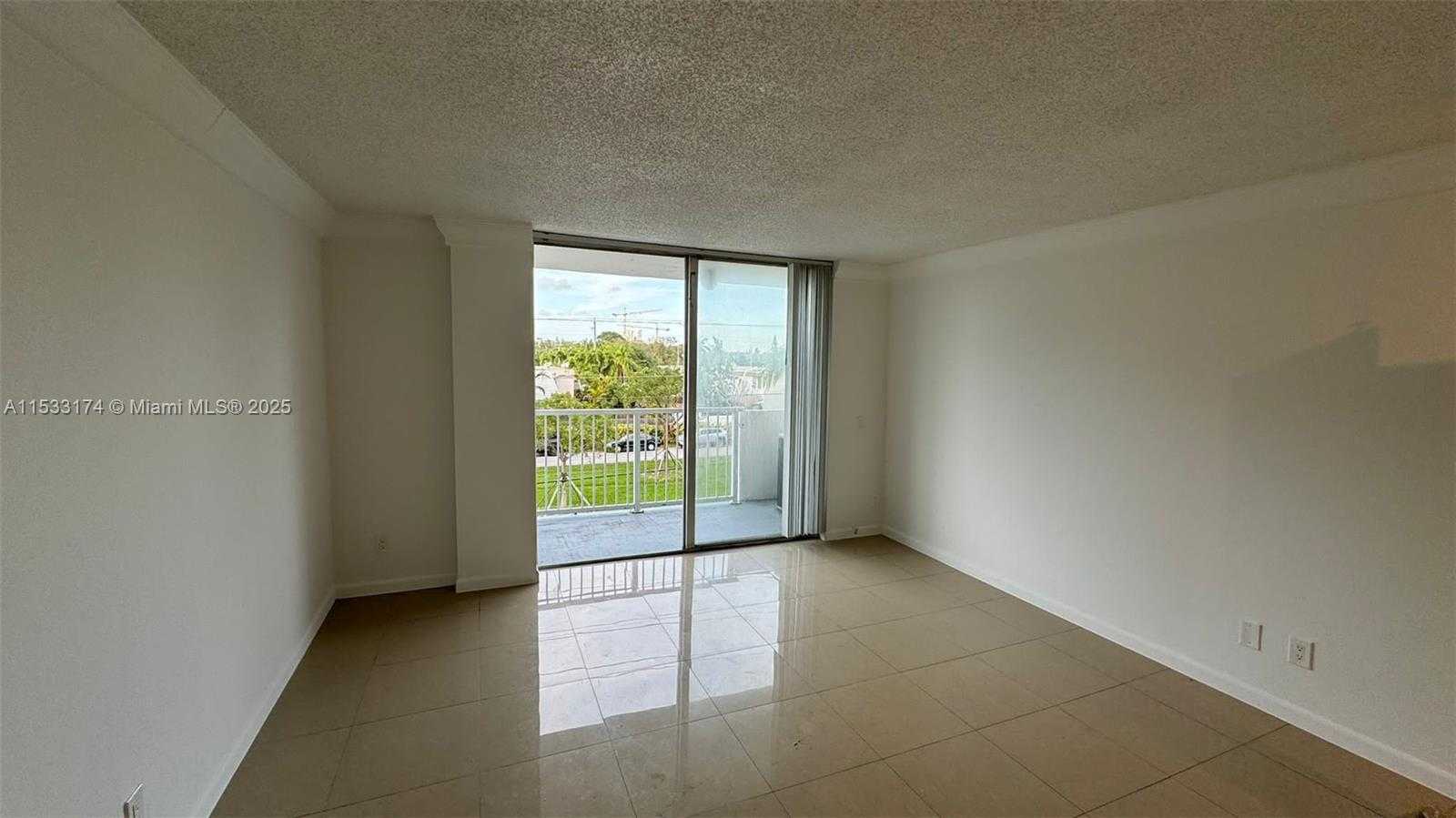 Small Image of 2020 NORTH EAST 135TH ST #303, North Miami Number 2