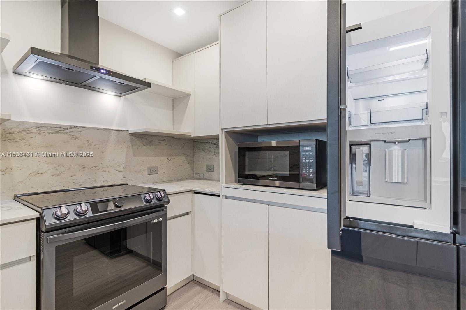 Small Image of 7901 HISPANOLA AVE #2007, North Bay Village Number 7
