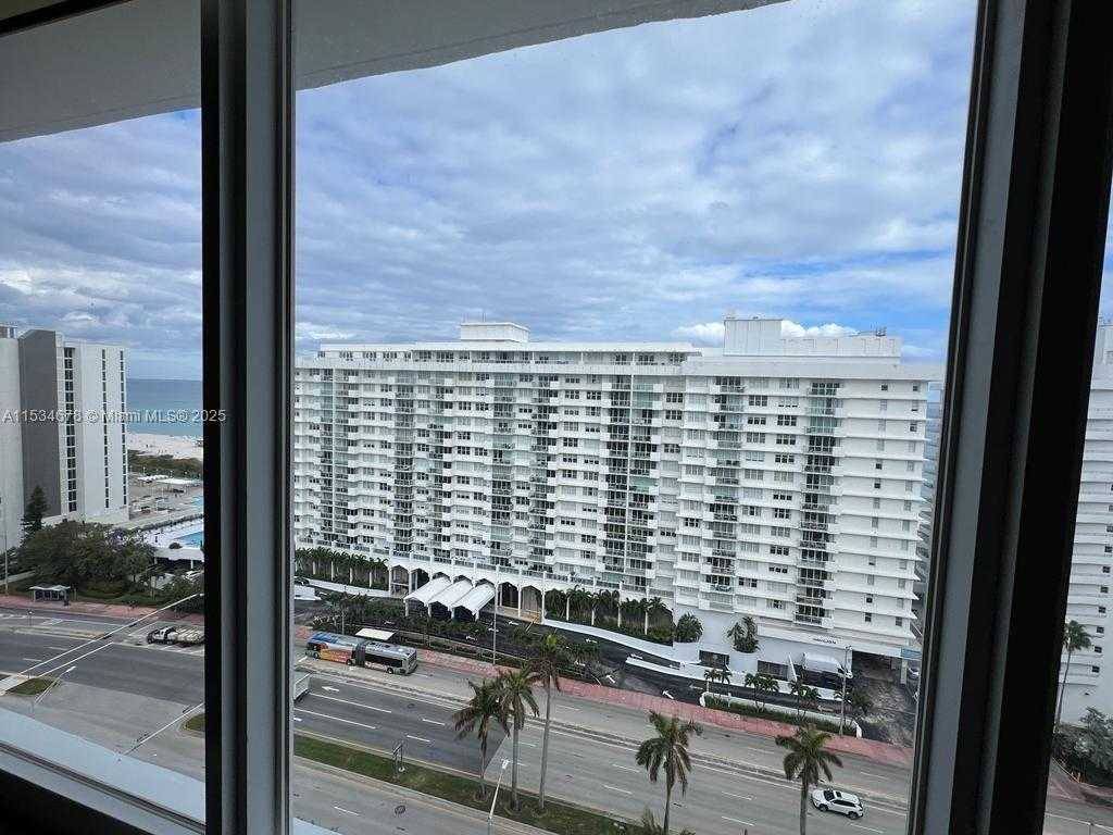 Small Image of 5600 COLLINS AVE #17T, Miami Beach Number 16