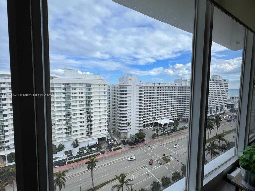 Small Image of 5600 COLLINS AVE #17T, Miami Beach Number 17