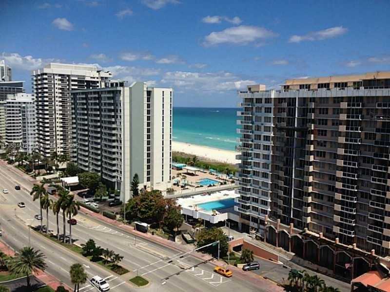 Small Image of 5600 COLLINS AVE #17T, Miami Beach Number 19