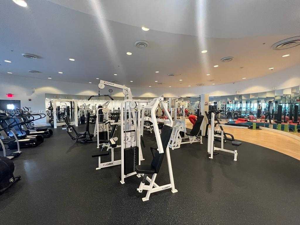 Small Image of 5600 COLLINS AVE #17T, Miami Beach Number 29