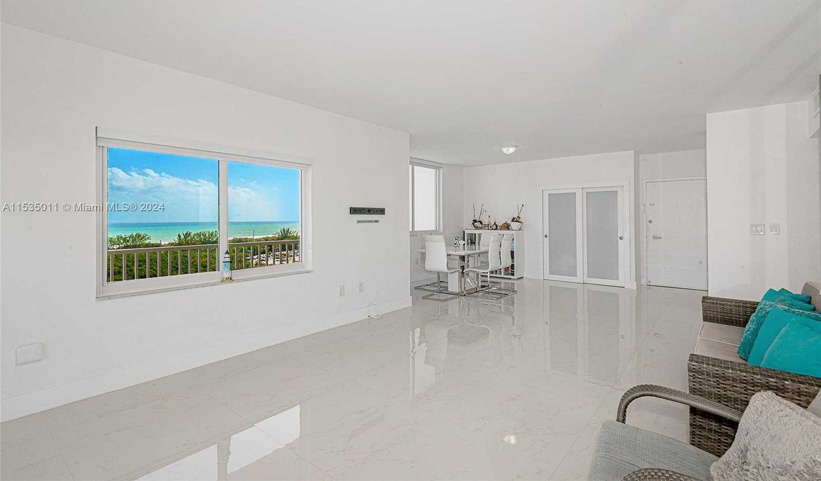 Small Image of 300 BAYVIEW DR #1215, Sunny Isles Beach Number 13
