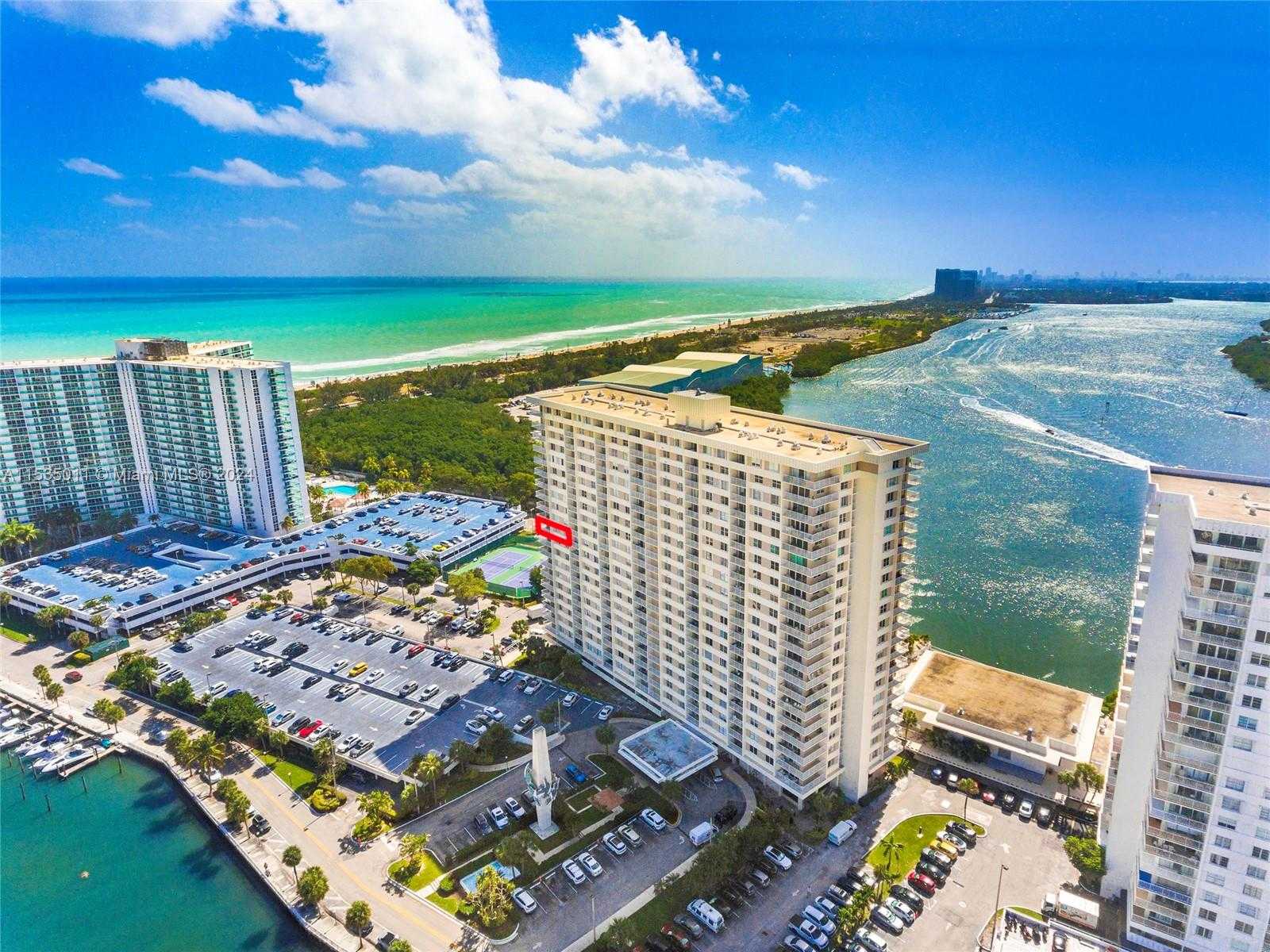 Small Image of 300 BAYVIEW DR #1215, Sunny Isles Beach Number 2