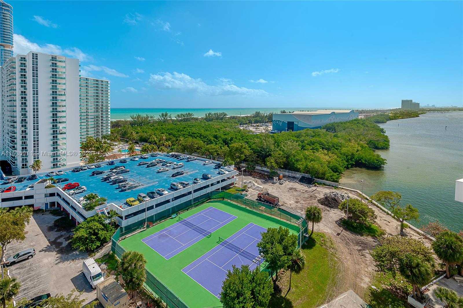Small Image of 300 BAYVIEW DR #1215, Sunny Isles Beach Number 7