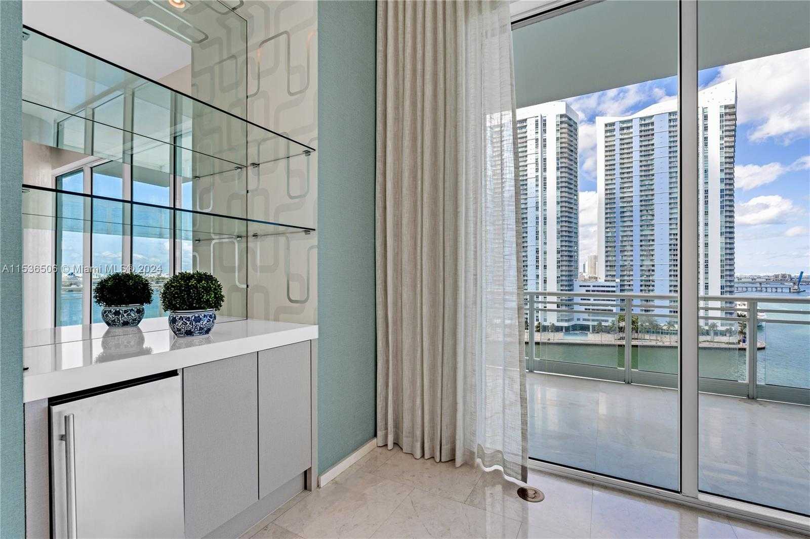 Small Image of 900 BRICKELL KEY BLVD #1002, Miami Number 23