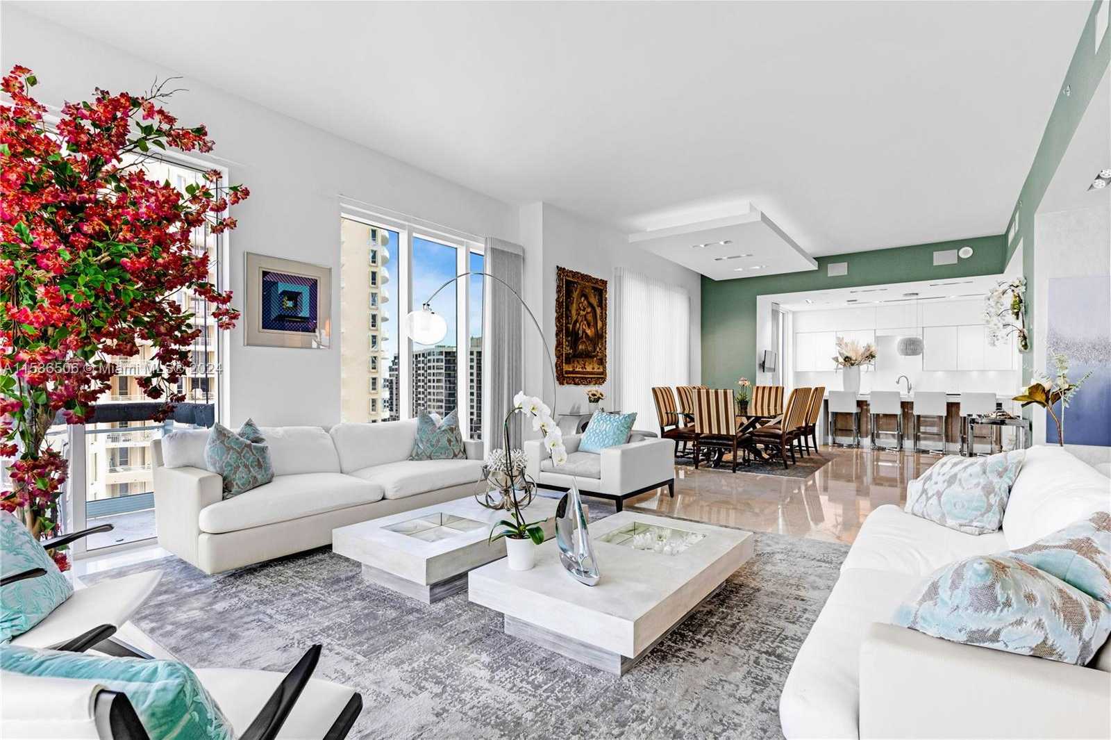 Small Image of 900 BRICKELL KEY BLVD #1002, Miami Number 4