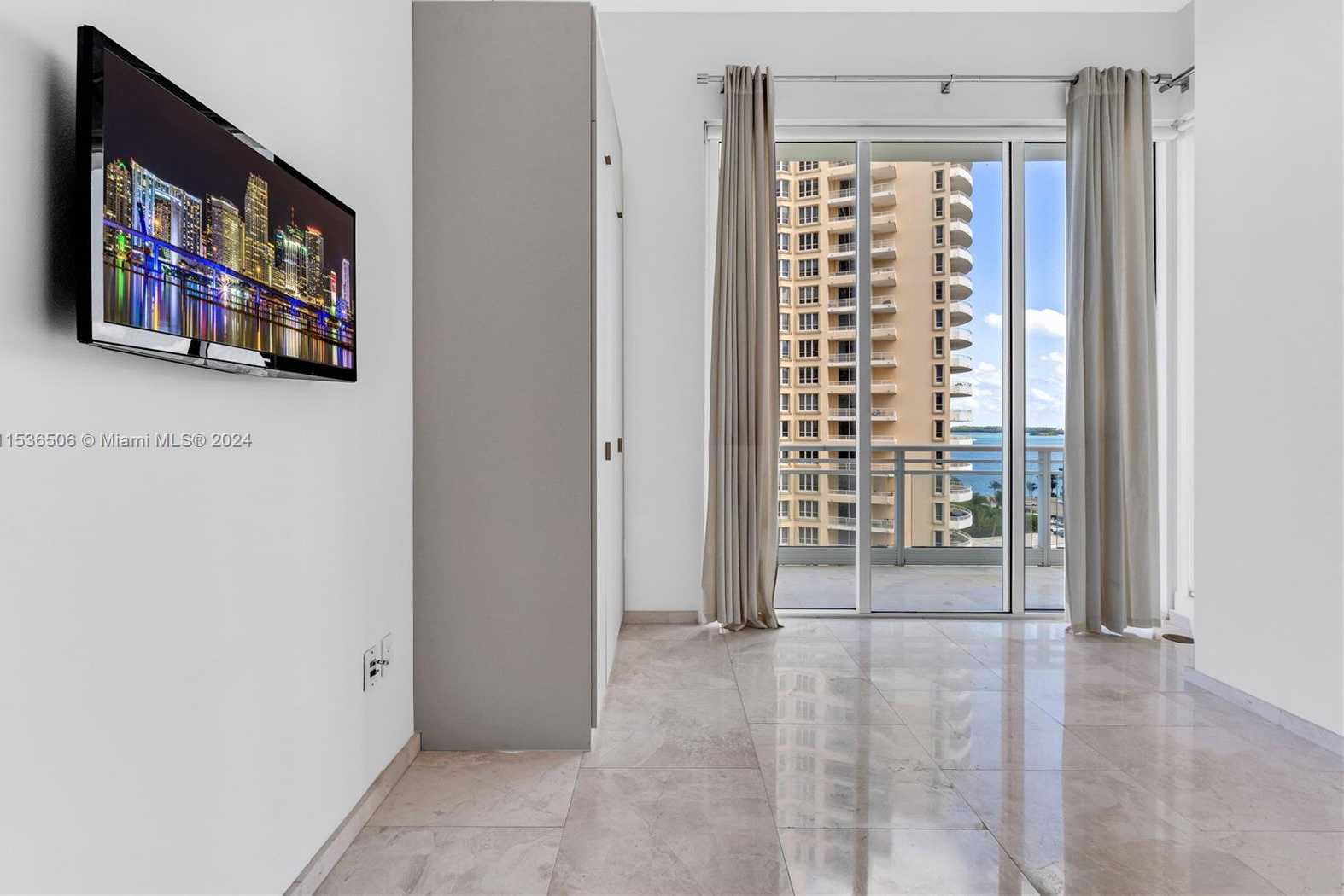 Small Image of 900 BRICKELL KEY BLVD #1002, Miami Number 42