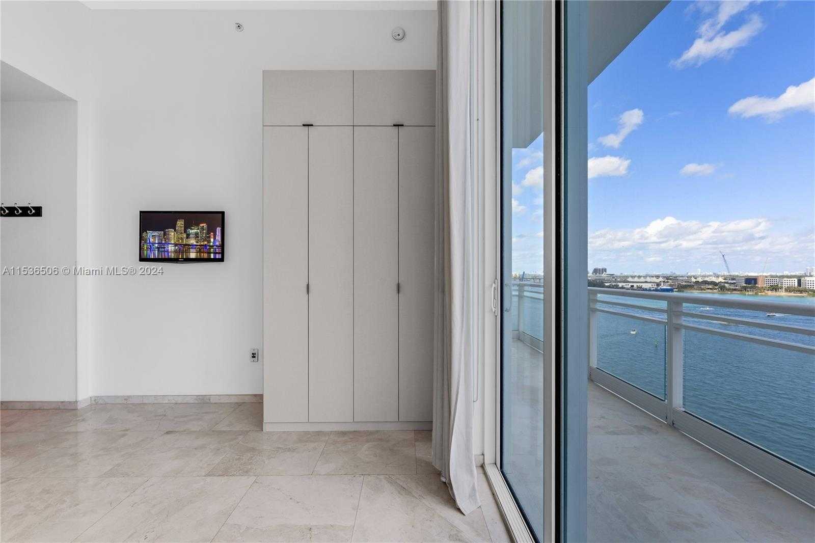 Small Image of 900 BRICKELL KEY BLVD #1002, Miami Number 44