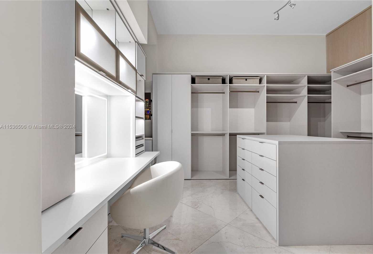 Small Image of 900 BRICKELL KEY BLVD #1002, Miami Number 48